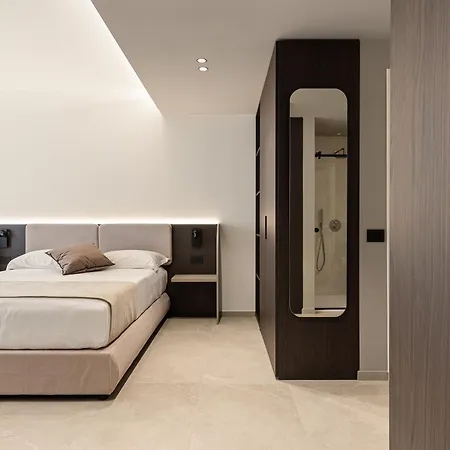 Dimora Degli Archi 4* تيراسيني
